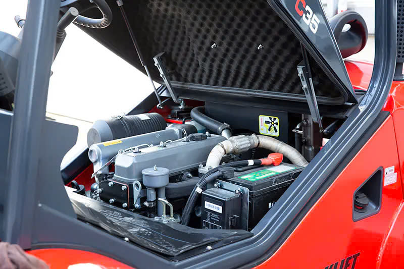 N Series 2.5T-3.5T Two-Wheel Drive Rough Terrain Forklift