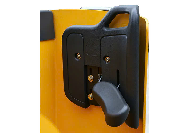 Reach Truck (Stand in)